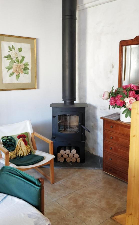 Les Glycines Bed & Breakfast Эиме Экстерьер фото