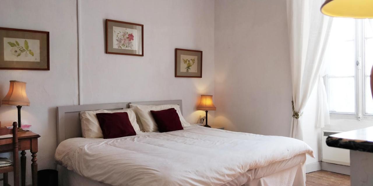 Les Glycines Bed & Breakfast Эиме Экстерьер фото
