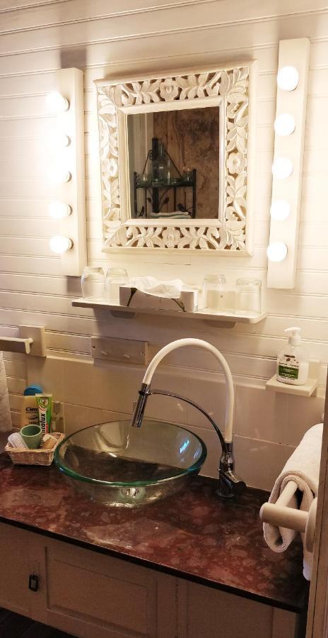 Les Glycines Bed & Breakfast Эиме Экстерьер фото